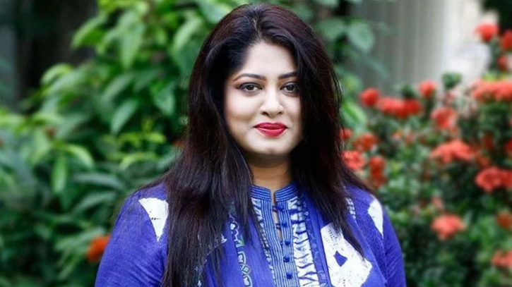 হাসান জাহাঙ্গীরকে বিয়ের গুজব প্রসঙ্গে মুখ খুললেন মৌসুমী