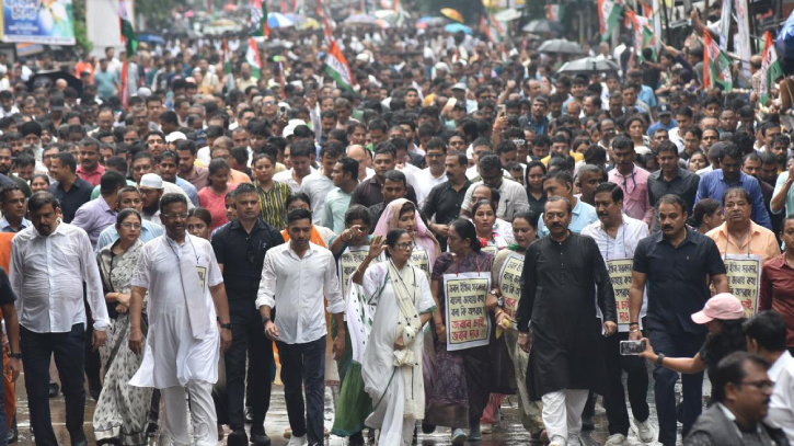 বাংলাদেশি দাবি করে ভারতীয় বাংলাভাষীদের আটক ও বাংলাদেশে পুশ-ইন করছে ভারত