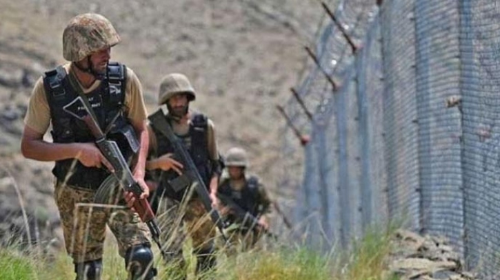 পাকিস্তানের হামলায় ২৩ আফগান সেনা নিহত