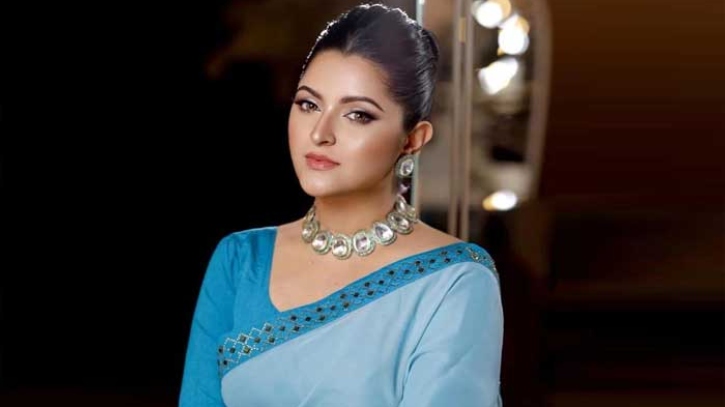 মাইলস্টোন ট্র্যাজেডিতে প্যানিক অ্যাটাকডের শিকার হয়ে হাসপাতালে পরীমণি মাইলস্টোন ট্র্যাজেডিতে প্যানিক অ্যাটাকডের শিকার হয়ে হাসপাতালে পরীমণি