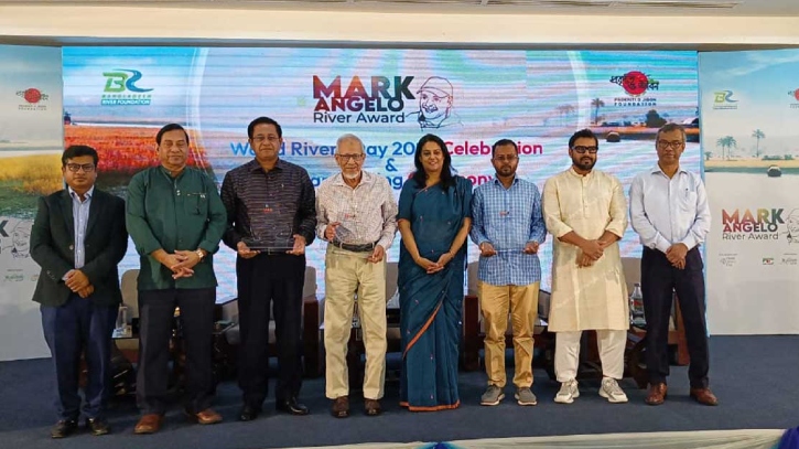 সেন্টমার্টিনে পর্যটন বন্ধ করা হয়নি: পরিবেশ উপদেষ্টা 