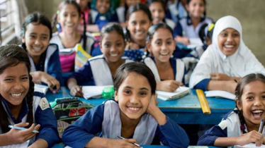 শিক্ষাপ্রতিষ্ঠানের ছুটি কমানোর পরিকল্পনা 