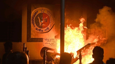 জাপা কার্যালয়ে হামলা, পুলিশের সঙ্গে সংঘর্ষে ২ যুবক গুলিবিদ্ধ  
