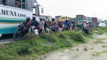 যমুনা সেতুতে ২৫ কিলোমিটার এলাকাজুড়ে যানজট, দুর্ভোগে যাত্রীরা