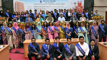 ডিনস অ্যাওয়ার্ড পেলেন ঢাবির ৮ শিক্ষক ও ৫৭ শিক্ষার্থী