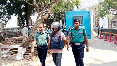 আশুলিয়ায় মরদেহে আগুনের ঘটনায় জড়িত ৩ পুলিশ কর্মকর্তা ট্রাইব্যুনালে