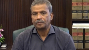 সরকারি চাকরি অধ্যাদেশ পুনর্বিবেচনার সুযোগ আছে: আইন উপদেষ্টা