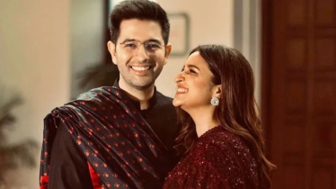 দীপাবলির আগে সুখবর দিলেন পরিণীতি চোপড়া 
