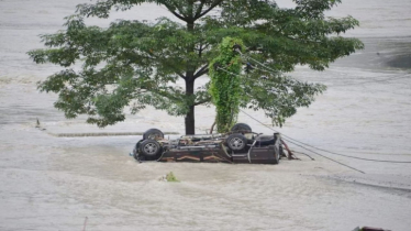 সিকিমে হাজার ফুট নিচে তিস্তায় পড়লো পর্যটকবাহী গাড়ি, নিহত এক   