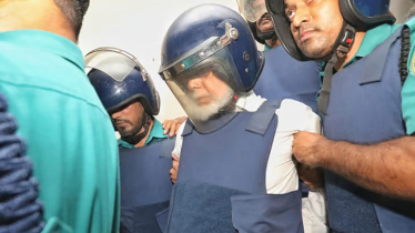 সাবেক প্রধান বিচারপতি খায়রুল হকের ৭ দিনের রিমান্ড মঞ্জুর  