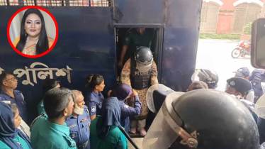 কাশিমপুরে রিমান্ড শেষে মানিকগঞ্জের আদালতে সাবেক এমপি মমতাজ