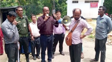 পাহাড় ধসের শঙ্কায় খাগড়াছড়িতে সচেতনতামূলক মাইকিং