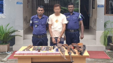 দুই অস্ত্র, সাড়ে ১১ হাজার গুলি ও বিভিন্ন সরঞ্জামসহ গ্রেফতার ১