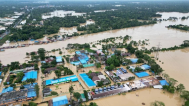 ফেনীতে নামছে বন্যার পানি, বাড়ছে ভোগান্তি