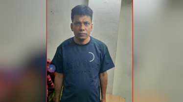‘আমার বুকের ধনকে আইনা দেন, ওরে ছাড়া আমি কি করে বাঁচবো?’