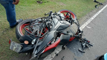 হলো না সুন্দরবন ভ্রমণ; মাঝ পথে দুর্ঘটনায় দুইজনের মৃত্যু