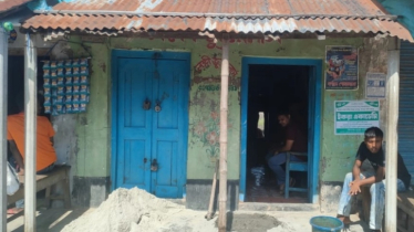 এক রাতে ৪ দোকানে চুরি! এক রাতে ৪ দোকানে চুরি!