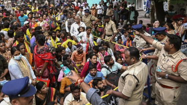 ভারতে পবিত্র দিন পালন করতে গিয়ে পদদলিত হয়ে ১০ জনের প্রাণহানি