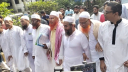 পাঁচ দফা দাবি, যমুনায় স্মারকলিপি দিতে গেলেন ৮ ইসলামী দলের নেতারা পাঁচ দফা দাবি, যমুনায় স্মারকলিপি দিতে গেলেন ৮ ইসলামী দলের নেতারা
