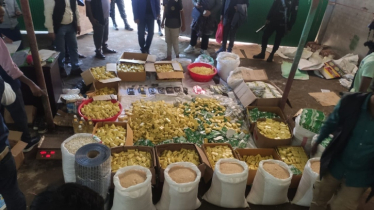 চট্টগ্রামে নকল সাবান উৎপাদনের কারখানায় অভিযান ও সিলগালা চট্টগ্রামে নকল সাবান উৎপাদনের কারখানায় অভিযান ও সিলগালা