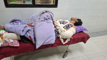 শিবগঞ্জে জামায়াত-শিবিরের নির্মমতা, যুবককে খুঁটিতে বেঁধে হাত-পা কেটে নেওয়ার চেষ্টা