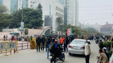 এভারকেয়ারের সামনে জনসমাগম, নিরাপত্তা ব্যবস্থা জোরদার