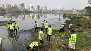 বিএনপির পরিষ্কারাভিযানে প্রাণ ফিরছে রাজধানীর খাল-ডোবা-নালার বিএনপির পরিষ্কারাভিযানে প্রাণ ফিরছে রাজধানীর খাল-ডোবা-নালার