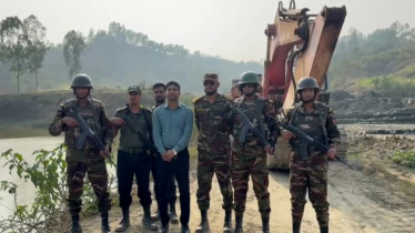 পাহাড় কেটে ইটভাটায় মাটি সরবরাহ বন্ধে অভিযান