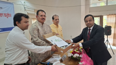 শ্রেষ্ঠ শিক্ষক হলেই মিলবে লাখ টাকা, পুরস্কার ঘোষণা এমপির শ্রেষ্ঠ শিক্ষক হলেই মিলবে লাখ টাকা, পুরস্কার ঘোষণা এমপির