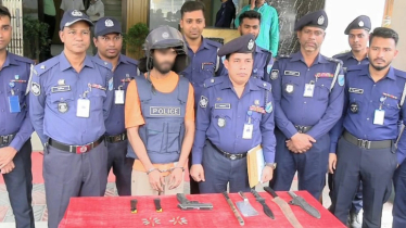 ২৪ ঘণ্টার মধ্যে ধরা নারায়ণগঞ্জের সেই ছিনতাইকারী, পিস্তল-গুলি উদ্ধার