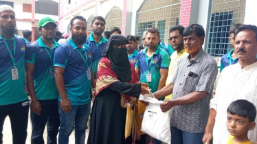 তারুণ্যের আলো মানবিক সংস্থার উদ্যোগে ঈদসামগ্রী বিতরণ 