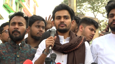 যারা নতুন ফ্যাসিবাদী হতে চায়, তারা গণভোটে ‘না’ এর পক্ষে ঐক্য গঠিত হয়েছে: আসিফ মাহমুদ