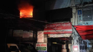 ছায়ানটের পর এবার উদীচীর কার্যালয়ে আগুন