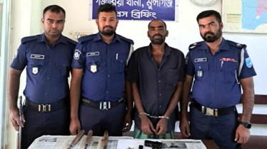 হত্যা মামলায় জলদস্যু পলাশ গাজীকে অস্ত্র ও গুলিসহ গ্রেফতার