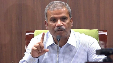 একাত্তর নিয়ে বক্তব্যের পর দুঃখ প্রকাশ করলেন আইন উপদেষ্টা 