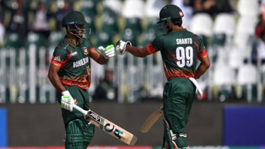 পাকিস্তানকে হেসেখেলে হারালো বাংলাদেশ 