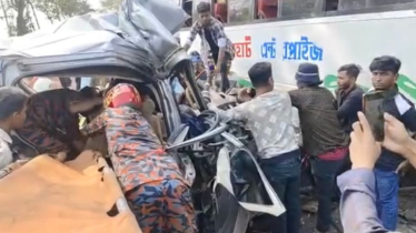 বরিশালে বাস-মাইক্রোবাসের সংঘর্ষে ২ জন নিহত 