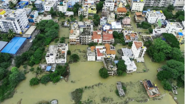 বৃষ্টিতে তলিয়ে গেছে বেঙ্গালুরুর বিভিন্ন এলাকা