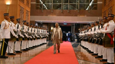মালয়েশিয়ায় প্রধান উপদেষ্টাকে লাল গালিচা সংবর্ধনা