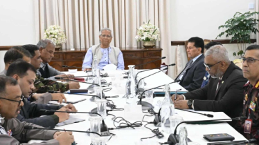 যেকোনো মূল্যে আইনশৃঙ্খলা পরিস্থিতি স্বাভাবিক রাখতে হবে: প্রধান উপদেষ্টা