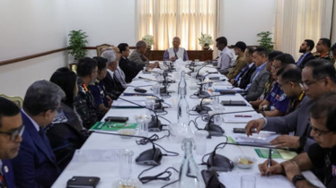 নির্বাচন প্রস্তুতি: প্রধান উপদেষ্টার সভাপতিত্বে উচ্চপর্যায়ের বৈঠক নির্বাচন প্রস্তুতি: প্রধান উপদেষ্টার সভাপতিত্বে উচ্চপর্যায়ের বৈঠক