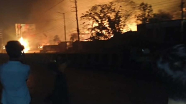 কক্সবাজারে এলপিজি পাম্পে ভয়াবহ আগুন