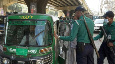 নিষিদ্ধ আওয়ামী লীগের ডাকা লকডাউনে চট্টগ্রামের জনজীবন স্বাভাবিক