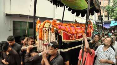 পবিত্র আশুরা উপলক্ষ্যে চট্টগ্রামে বের করা হয়েছে তাজিয়া মিছিল