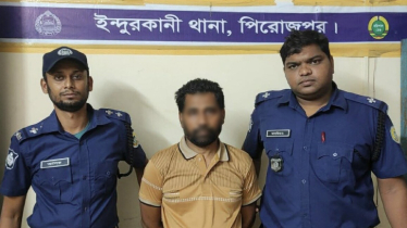মিষ্টি খাইয়ে গণপিটুনি দিয়ে আ.লীগ নেতাকে পুলিশে দিলো জনতা