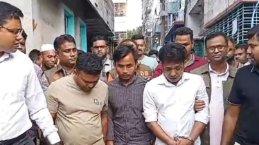 প্রশ্ন ফাঁসকারীকে কাশিতে সিগন্যাল দিতে গিয়ে ধরা খেলেন চাকরিপ্রার্থী প্রশ্ন ফাঁসকারীকে কাশিতে সিগন্যাল দিতে গিয়ে ধরা খেলেন চাকরিপ্রার্থী