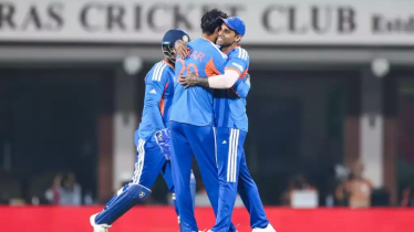 জিম্বাবুয়েকে হারিয়ে সেমির স্বপ্ন জিইয়ে রাখলো ভারত