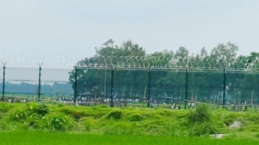 স্ত্রীর সঙ্গে ঝগড়া করে ছেলেকে বাংলাদেশ সীমান্তে রেখে পালালেন বাবা