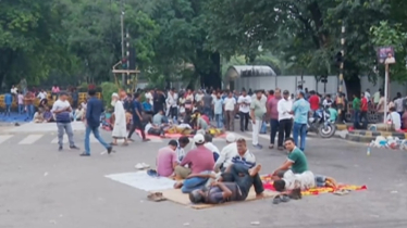 যমুনার সামনে অবস্থান কর্মসূচি অব্যাহত ইশরাক সমর্থকদের