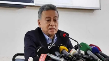 ‘একদল মুক্তিযুদ্ধ বিক্রি করে সুবিধা নিয়েছে, আরেকদল চব্বিশ দিয়ে আখের গোছাচ্ছে’